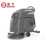 小型手推式洗地機(jī)，備受超市的喜愛